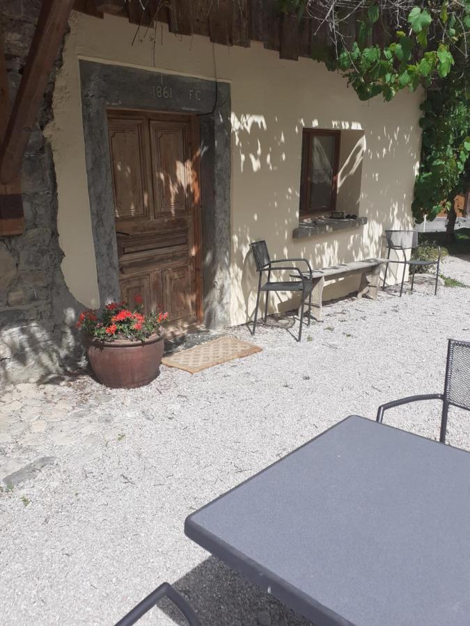 La Grange De Pimberty - Beautiful Apartments 27 Miles From Geneva Vailly Exterior photo
