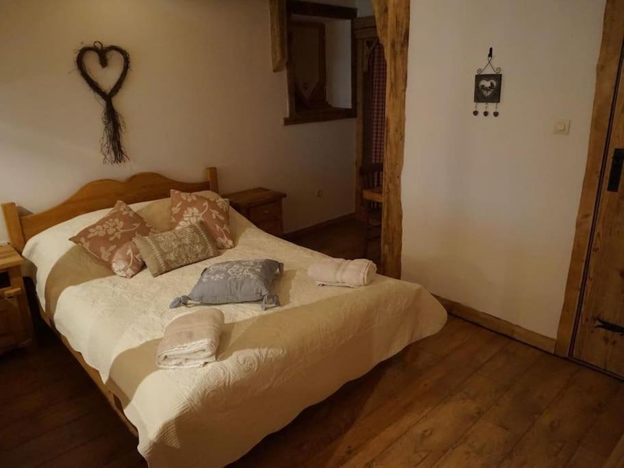 La Grange De Pimberty - Beautiful Apartments 27 Miles From Geneva Vailly Exterior photo